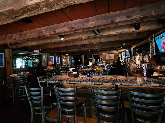 Sugar Loaf Taphouse Picture 4