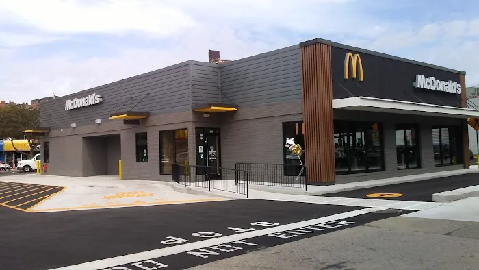 McDonald's Picture 9