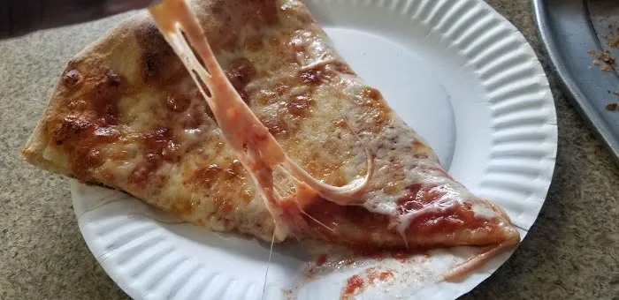 K & D Pizza & Deli Picture 5