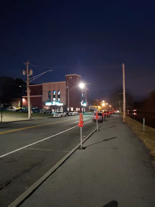 Millpond Cafe Picture 3