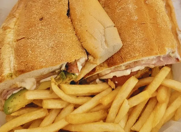 Entre Tierras's Restaurant NY Picture 6