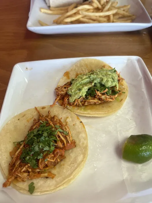 Entre Tierras's Restaurant NY Picture 2