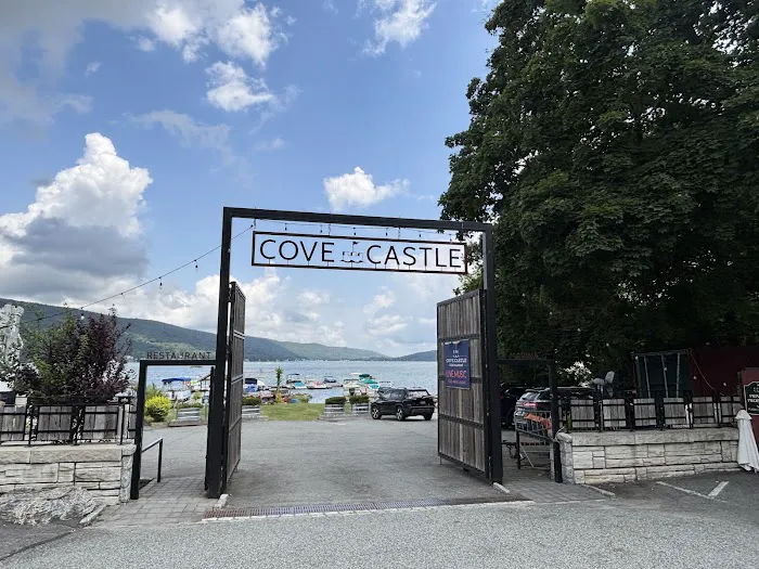 Cove Castle Restaurant Picture 6