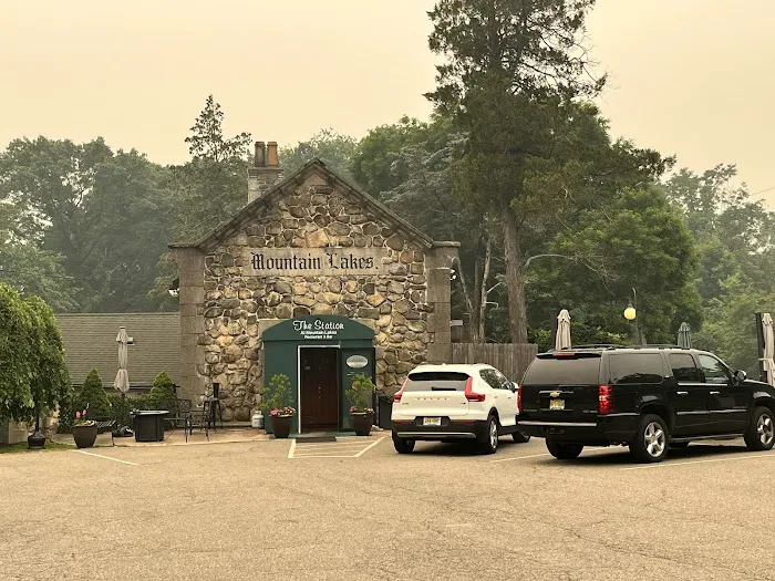 The Station at Mountain Lakes Picture 9