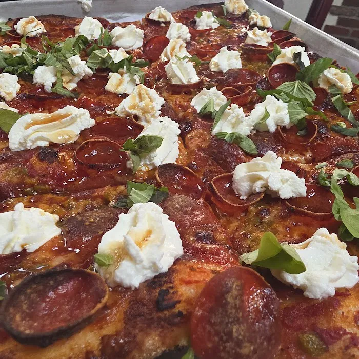 Angeloni's Restaurant and Pizzeria Picture 5