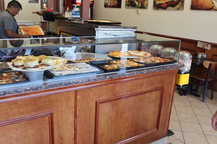 La Nonna's Pizzeria Picture 8