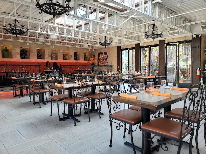 Mamajuana Cafe Huntington Picture 2