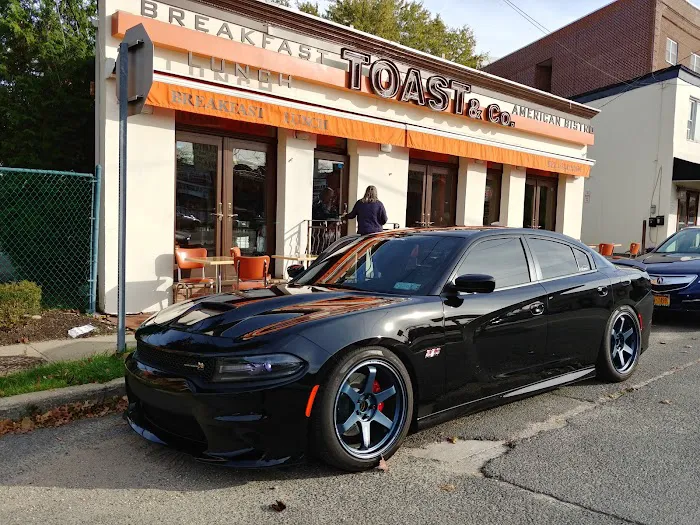 Toast & Co. Picture 7