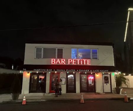 Bar Petite
