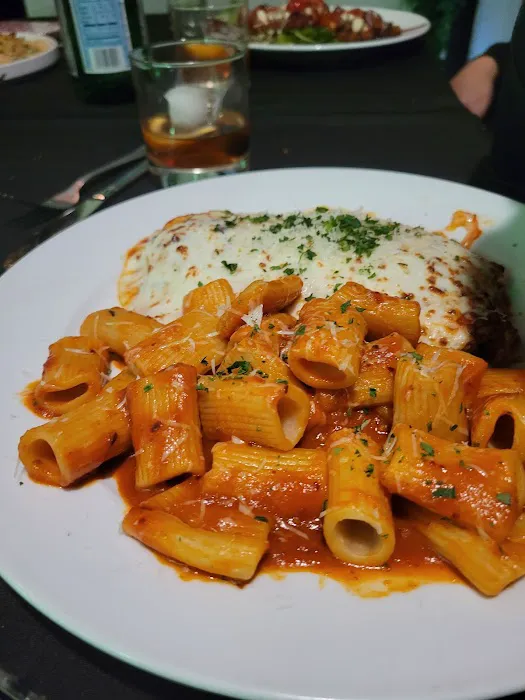 Ivy Kitchen and Bar Picture 1