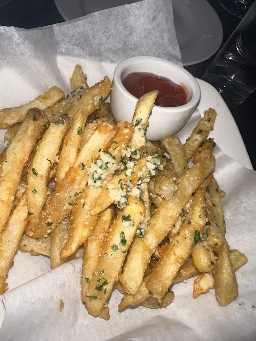 Ivy Kitchen and Bar Picture 6