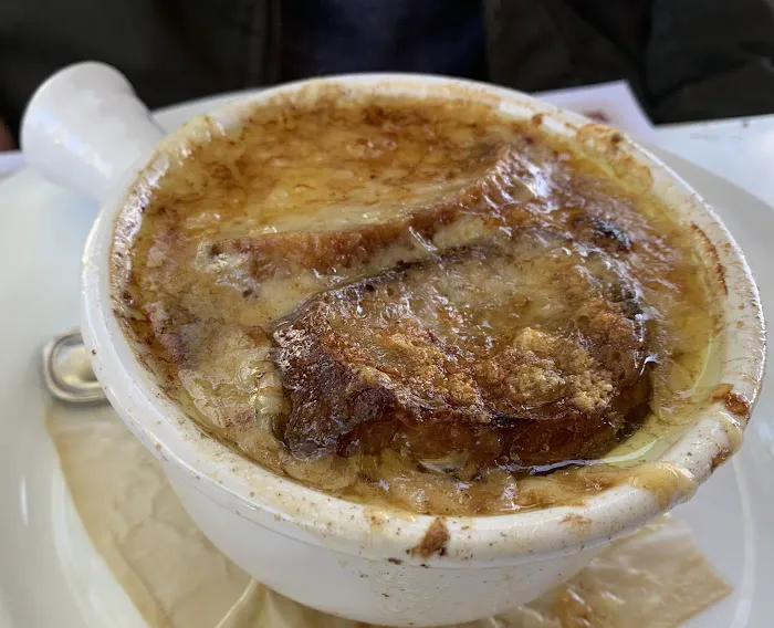 Bistro Cassis Picture 9