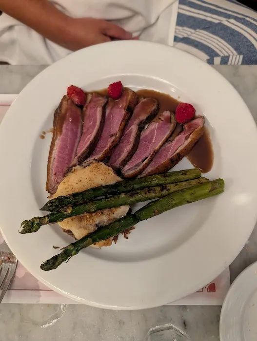 Bistro Cassis Picture 6