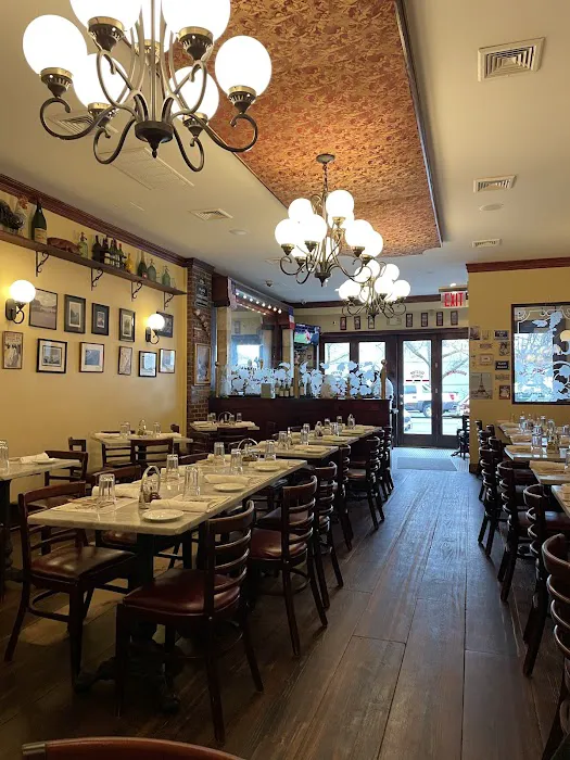 Bistro Cassis Picture 10