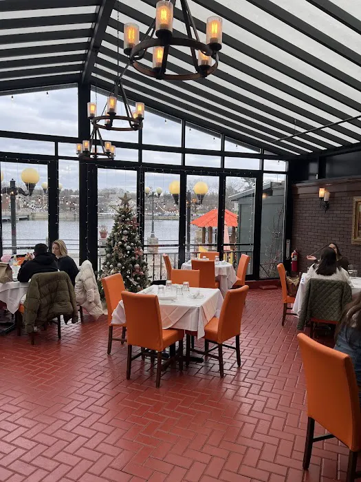 Arezzo Ristorante Picture 9