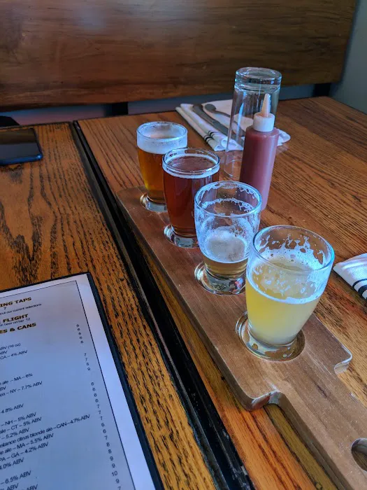 Craft 14 Kitchen + Bar Picture 4