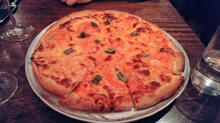 Bianco Rosso Wine Bar & Restaurant Picture 2