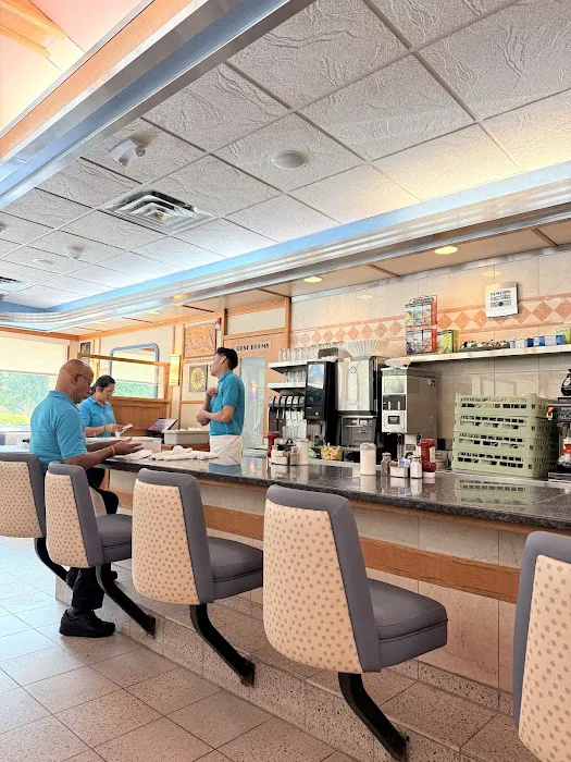 Orem's Diner Picture 3