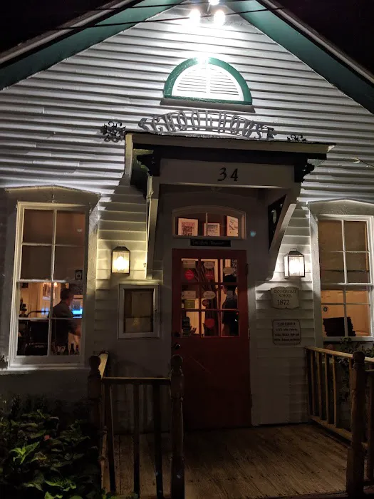 Schoolhouse At Cannondale Picture 3