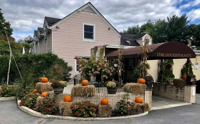 Mamma Rosa Picture 7