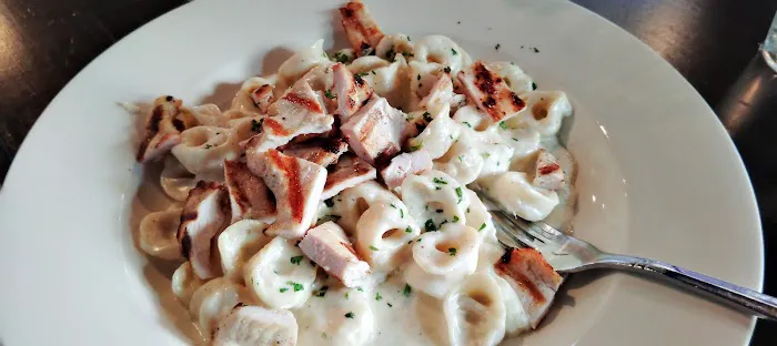 Oscar's II Restaurant & Bar Picture 2