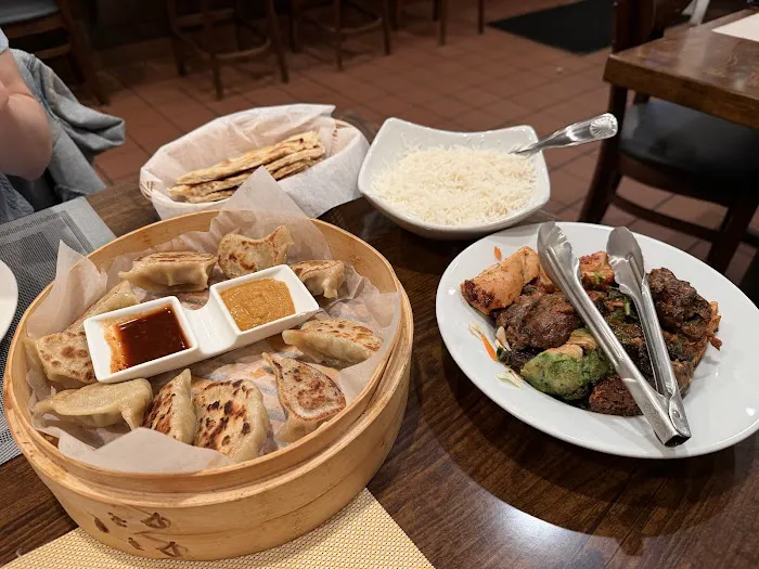 Taste of Everest Picture 9