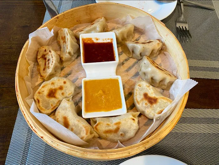 Taste of Everest Picture 10