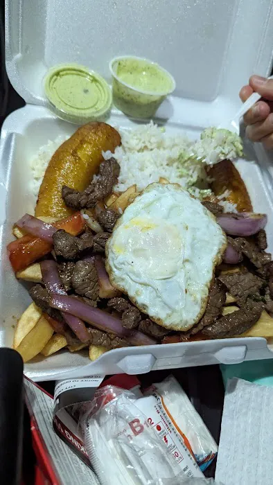 Contigo Peru Food Truck LLC Picture 2