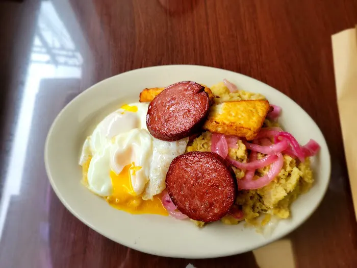 Caridad Fusion Restaurant Picture 2