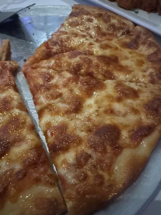 Crossroads Pizza House Picture 2