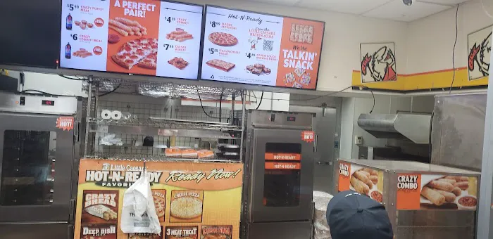 Little Caesars Pizza Picture 2