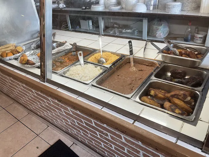 Don Juan Pupuseria Picture 8