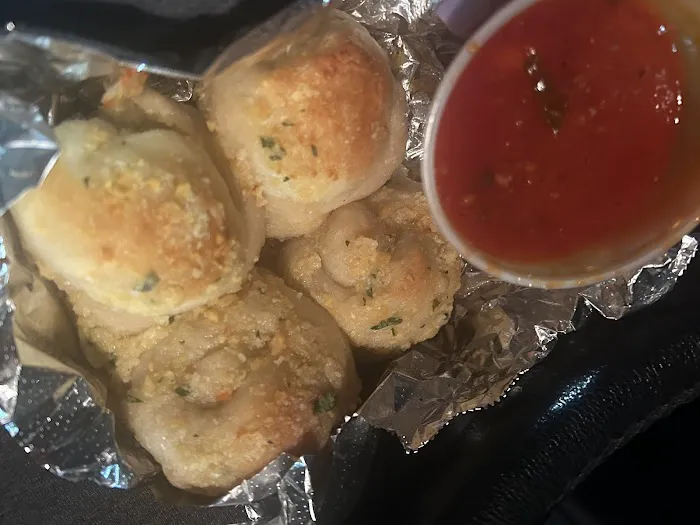 Village Pizza 10588 Picture 5