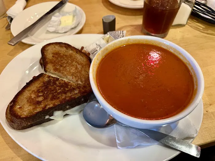 The Tomato Cafe Picture 9