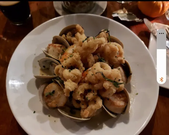 Eleven 11 Grille & Spirits Picture 2