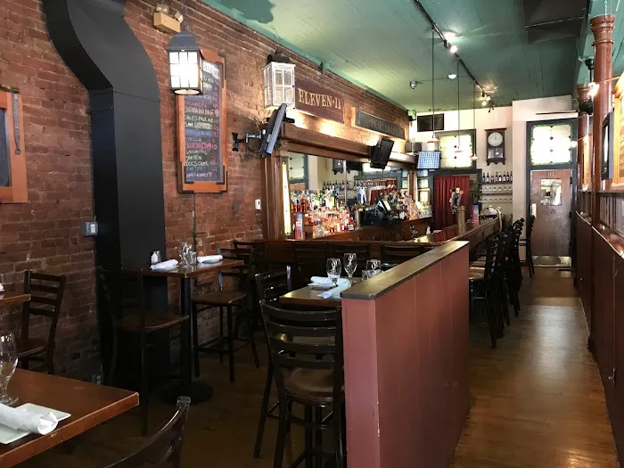 Eleven 11 Grille & Spirits Picture 9