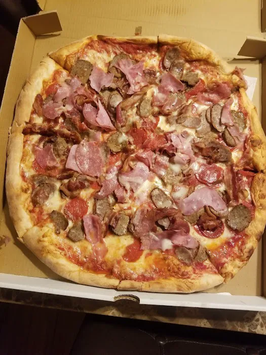 Leo's Italian Restaurant & Pizzeria Picture 5