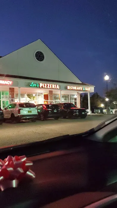 Leo's Italian Restaurant & Pizzeria Picture 1