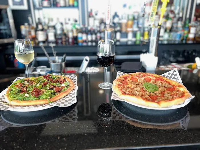 Leo's Italian Restaurant & Pizzeria Picture 10