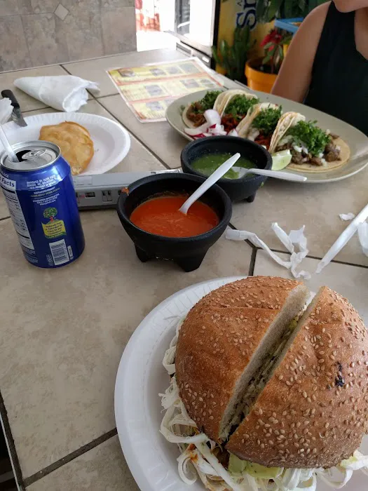 Tacos Uriel Picture 8