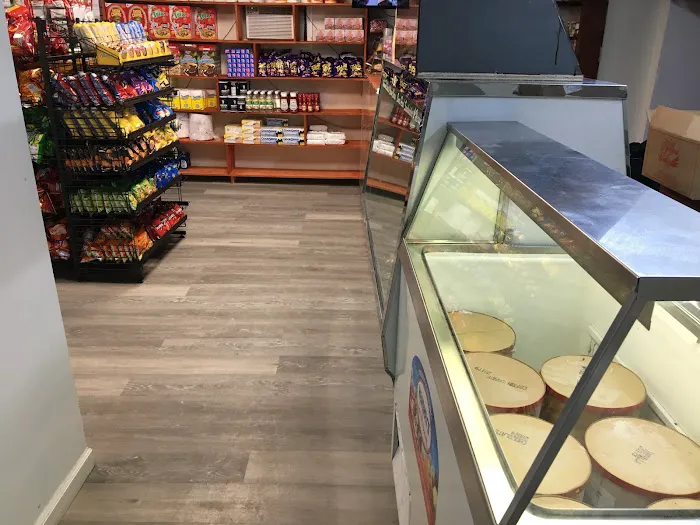 Crown Fried Chicken plus / NY Deli & Cafe Picture 3