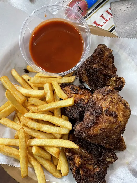 Crown Fried Chicken plus / NY Deli & Cafe Picture 7