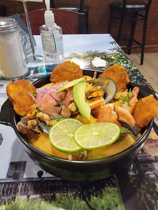 Fogon 593 Restaurant & Bar Picture 3