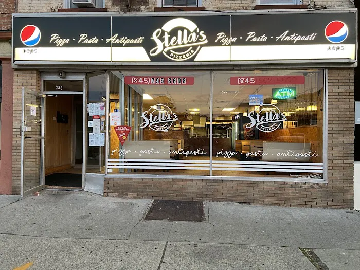 Stella’s Pizzeria Picture 1