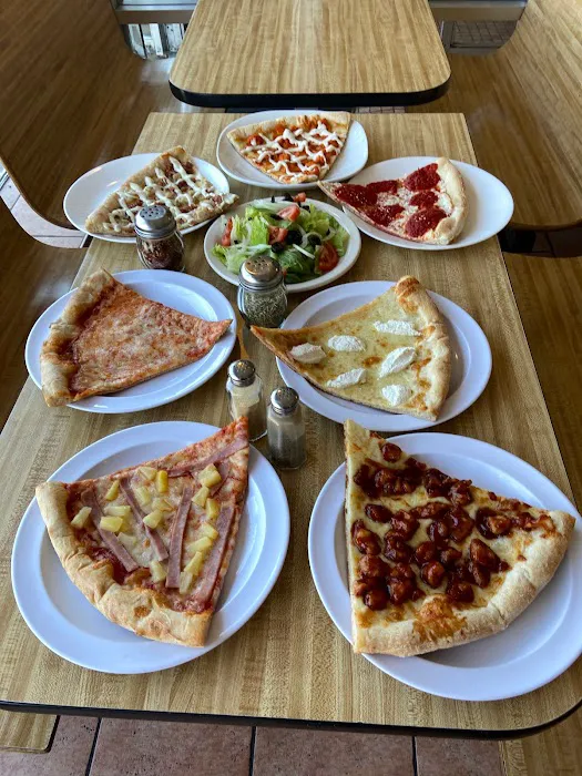 Stella’s Pizzeria Picture 2