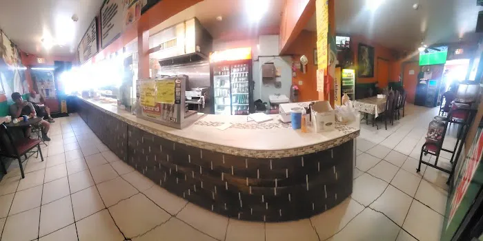 Mr Cris Pizzeria Picture 2