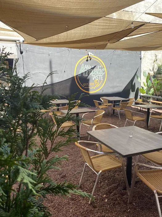 An Artistic Taste Picture 9