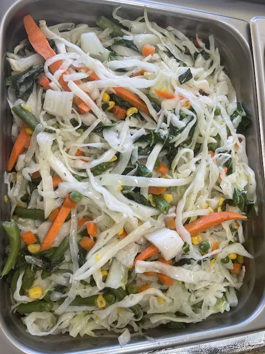 Tuttie's lavish catering Picture 4