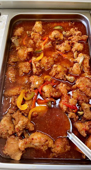 Tuttie's lavish catering Picture 5