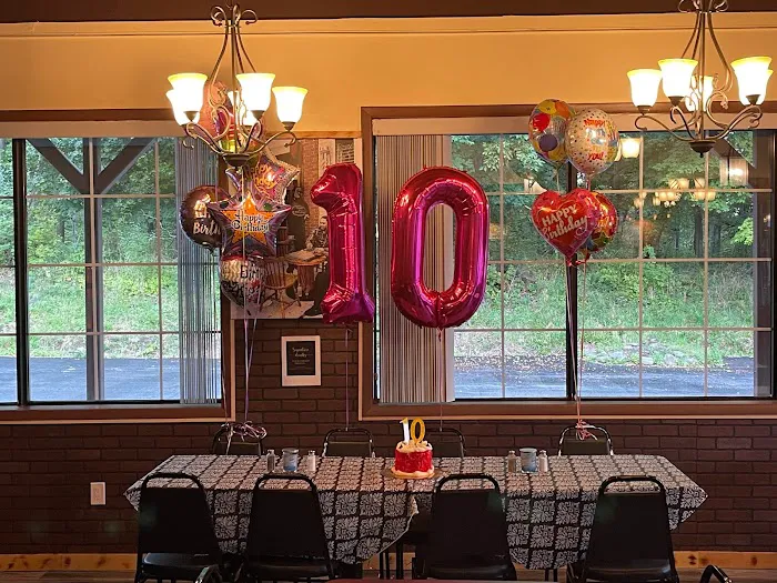 Fish & Chikzz Restaurant Picture 5